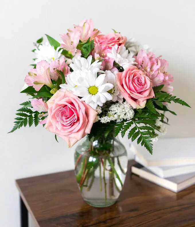 Pastel Daisy & Rose Delight Bouquet